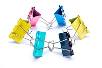 A circle of intertwined binder clips