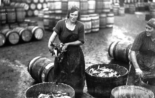 Shetland Herring Girl, Image courtesy of Shetland Museum & Archives Shetland Herring Girl, Image courtesy of Shetland Museum & Archives