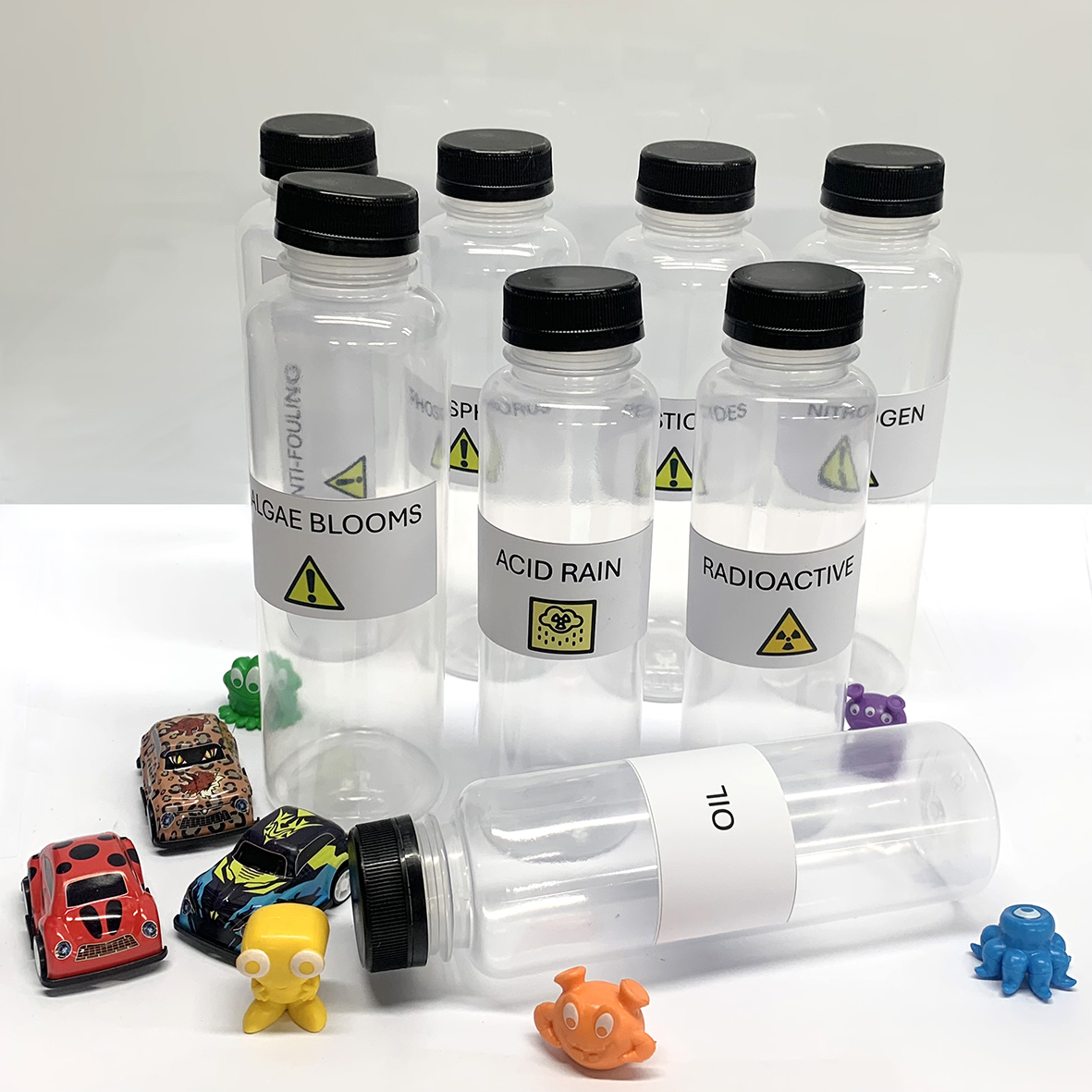 Contents of the Marine Science Discovery Kit